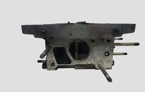 Opel Insignia A Engine head 55571949