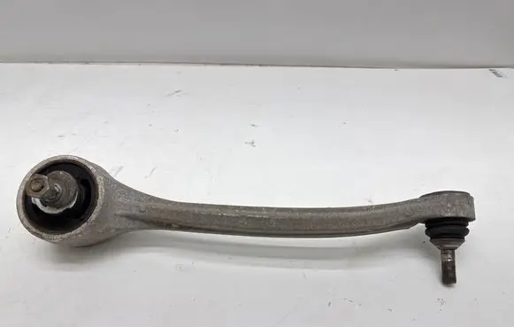 Front lower control arm/wishbone