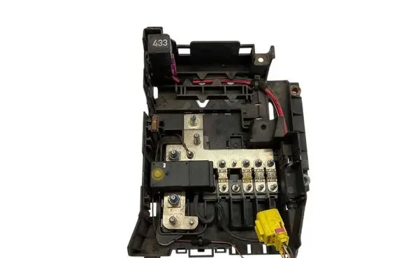 Volkswagen Touareg I Fuse module 7L0937548 15426742