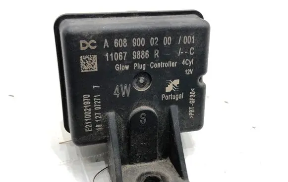 Renault Megane IV other engine part 110679886R