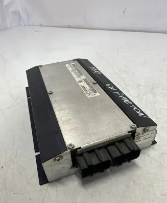 Volkswagen Phaeton Sound amplifier 8T730000SZ 99A9S0002