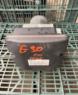 BMW 5 F10 F11 ABS Pump 6851376 6851075