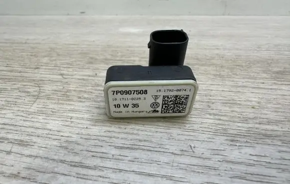 Porsche Cayenne (92A) Acceleration sensor 7P0907508