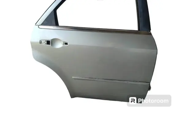 Chrysler 300 - 300C Rear door