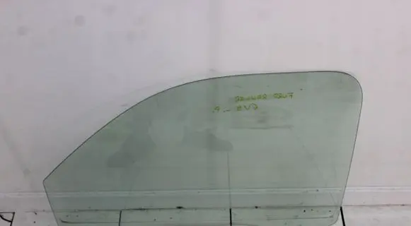 Ford Ranger Sliding door window/glass 