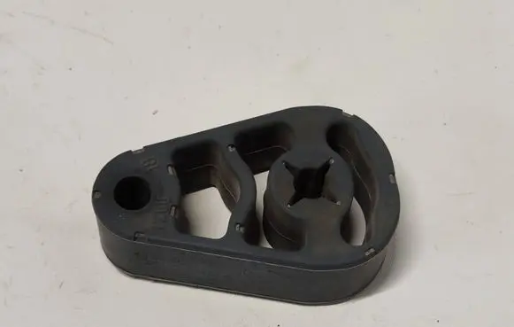BMW X5 E70 Muffler mount bracket/holder 7791570 12012010