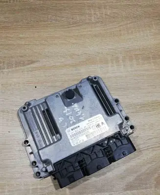 Peugeot 207 CC Engine control unit/module ECU 0281019818 9805947780