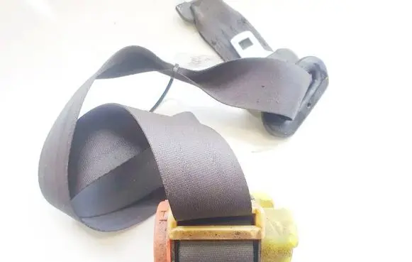 Mazda Premacy Rear seatbelt 90514c5 t89244t