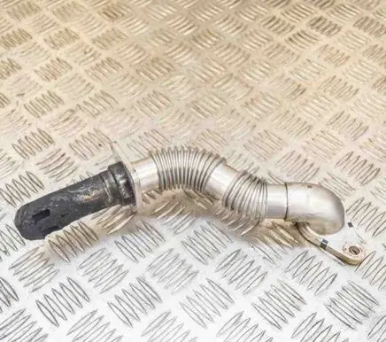 Iveco Daily 5th gen EGR valve line/pipe/hose 0713A