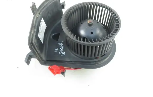 Volkswagen Golf III Heater fan/blower 1H1820021