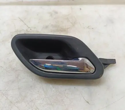 BMW 5 E39 Front door interior handle 8226050
