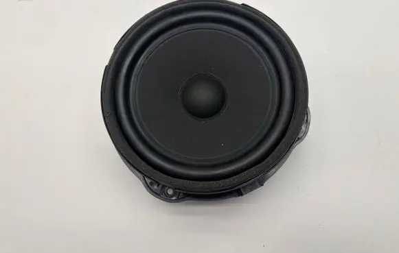 Audi Q2 - Front door speaker 83A035415B