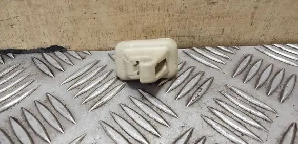 Volvo XC90 Sun visor clip/hook/bracket 