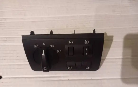BMW X5 E53 Light switch 6909776 037045060