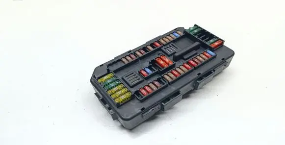 BMW 1 F20 F21 Fuse module 9224879 61149224879