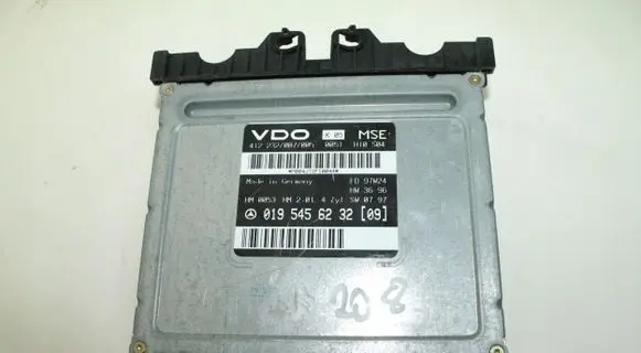 Mercedes-Benz CLK A208 C208 Engine control unit/module 0195456232