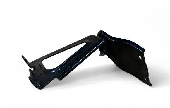 Other engine bay part