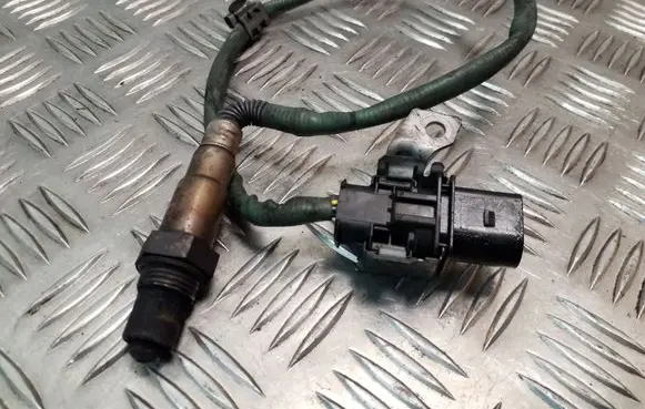 Mercedes-Benz E W212 Lambda probe sensor 0258017108 0045427318