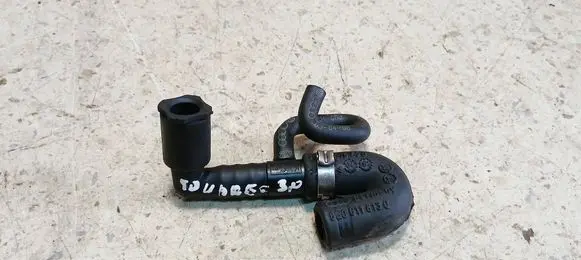 Volkswagen Touareg I Vacuum line/pipe/hose 8E0611813Q