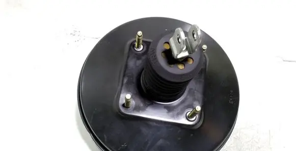 Toyota Corolla E120 E130 Brake booster LSH65