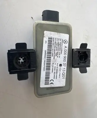 Mercedes-Benz B W246 W242 Tire pressure control unit A0009003713