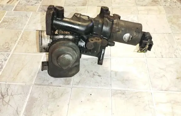 Opel Astra H EGR valve 8973586130 HU1350007130