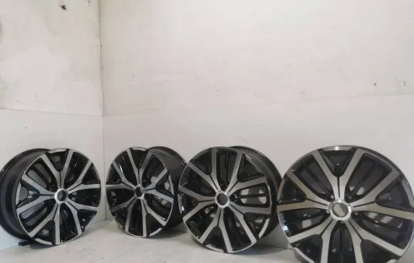 Renault Koleos II R19 alloy rim 403009441R