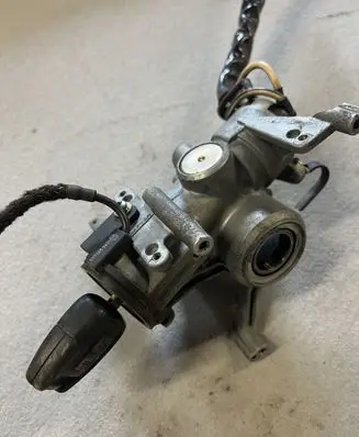 Opel Frontera B Ignition lock 8971659431 897165943105 8971659