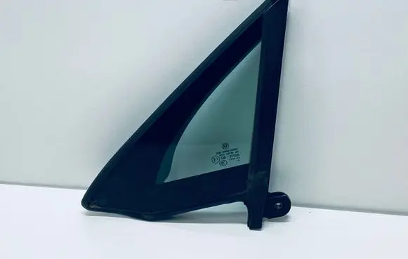 Volkswagen PASSAT B8 Front door vent window glass four-door 3G0845113F
