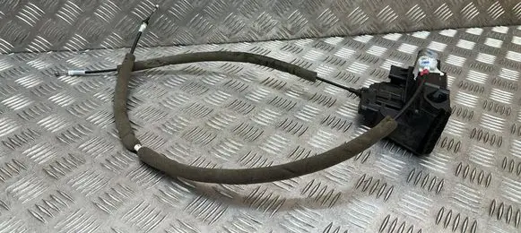 Nissan Qashqai Rear door lock 