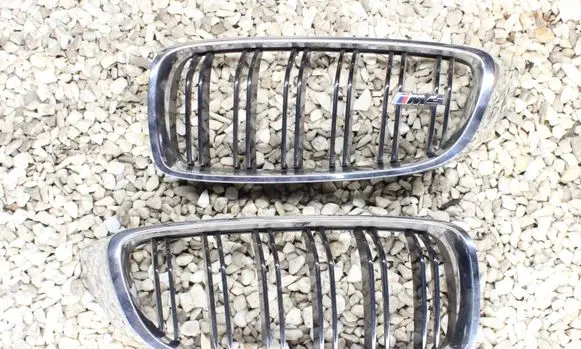 BMW M4 F82 F83 Front grill 8054331