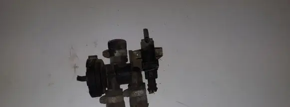 Saab 9-5 Coolant heater control valve 90457649 90457666