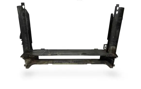 BMW 5 E60 E61 Radiator support slam panel 7787443
