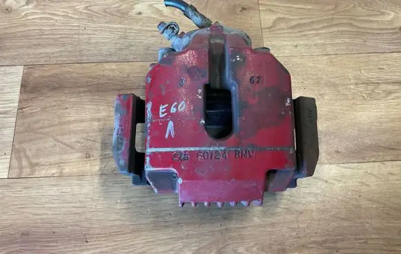 BMW 5 E60 E61 Front brake caliper 6024B