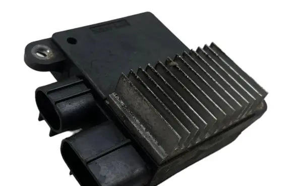 Lexus RX 450H Coolant fan relay 8925726020