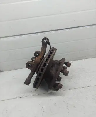 Iveco Daily 4th gen Front wheel hub spindle knuckle 3K2824601