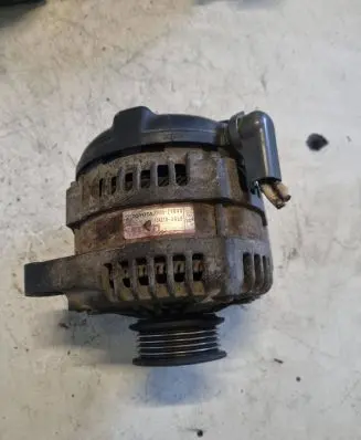 Toyota RAV 4 (XA20) Generator/alternator 2706027040 1042103052