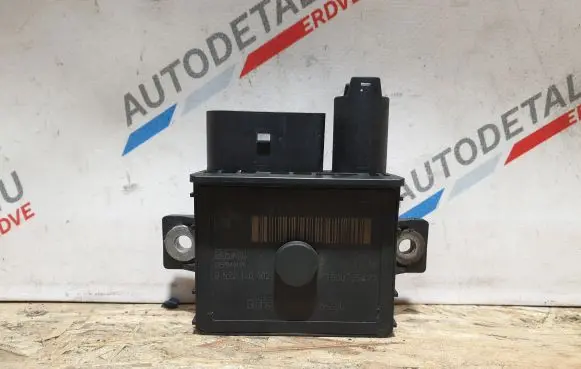 BMW X5 E70 Glow plug pre-heat relay 7800156 0522140102