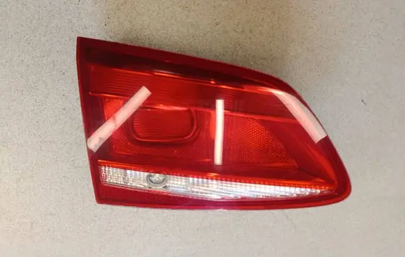Volkswagen PASSAT B7 Tailgate rear/tail lights 3AF945093L 605511 E12990