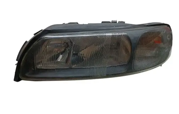 Volvo V70 Headlight/headlamp 8662919 89006878