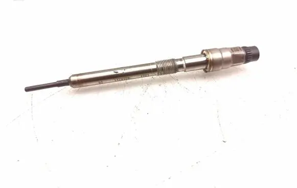BMW 5 F10 F11 Glow plug F041010002 8518215