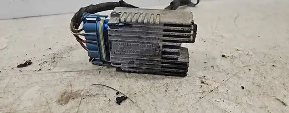 Coolant fan relay