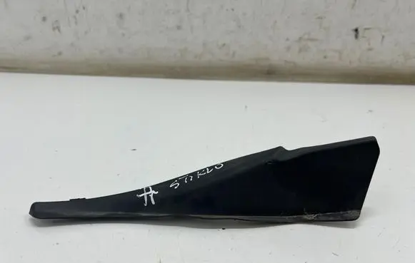 Mazda 3 Wiper trim BCKA51PC1