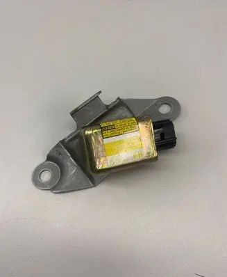 Toyota Land Cruiser (J120) Airbag deployment crash/impact sensor 8986060020 1879000450