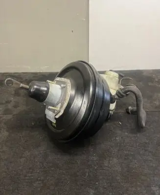 BMW 5 E39 Brake booster 1165057 LTC145T 3433