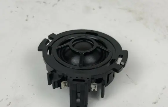 Audi A6 C7 Parcel shelf speaker 