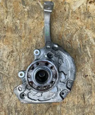 Mercedes-Benz E W213 Front wheel hub spindle knuckle 2133324800
