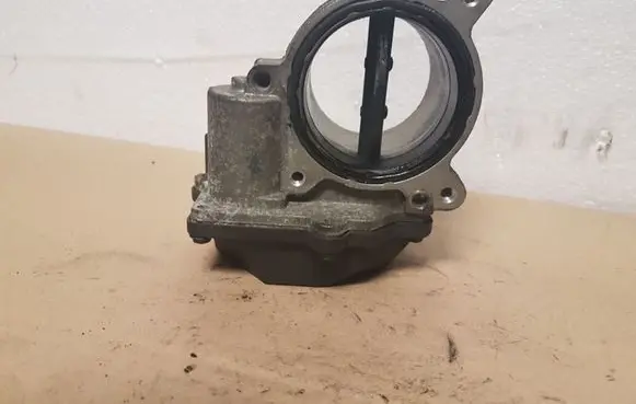 Audi A8 S8 D3 4E Throttle valve A2C53249890 059145950D