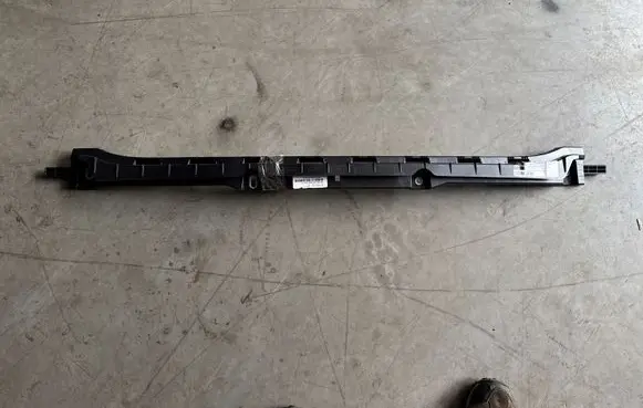 Mercedes-Benz GLE W167 Rear bumper mounting bracket A1678803901