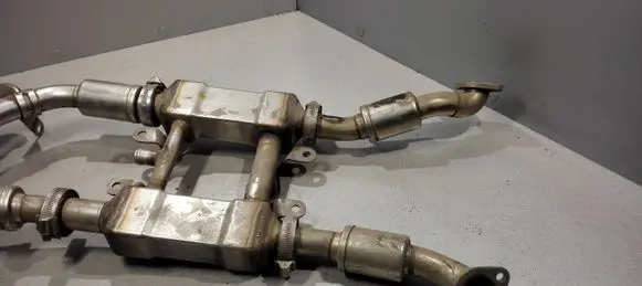 BMW 7 E38 EGR valve cooler 1171224852806 1938 41667